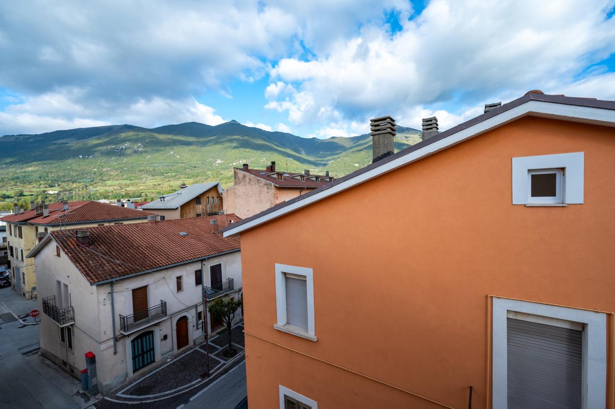 La Mansarda Apartment Castel Di Sangro Ngoại thất bức ảnh